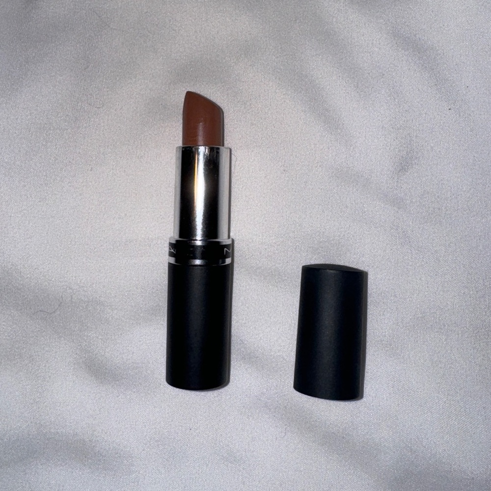 RARE ‘90s MAC Satin Lipstick “Aura”